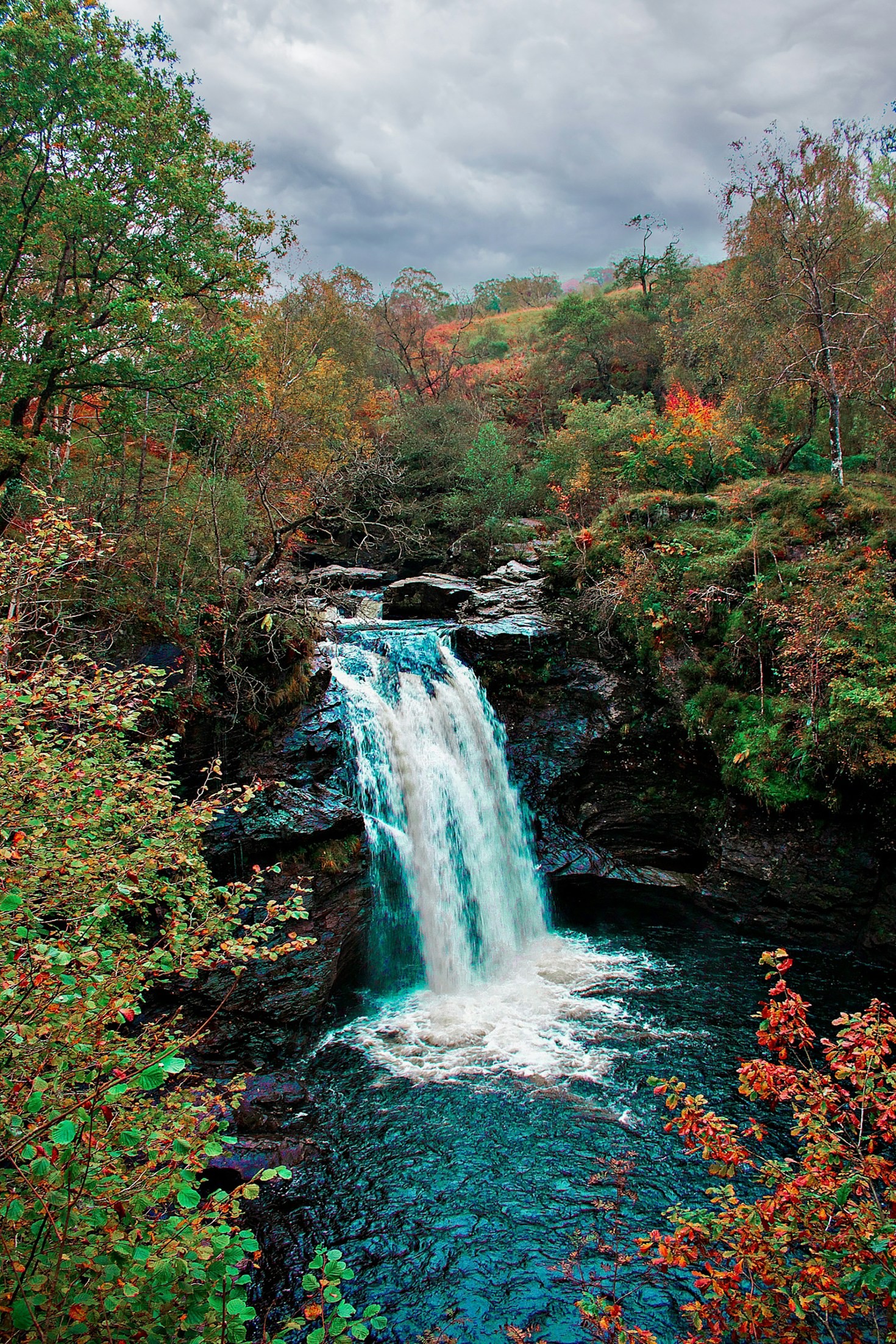 How to Discover Hidden Gems in Any Destination