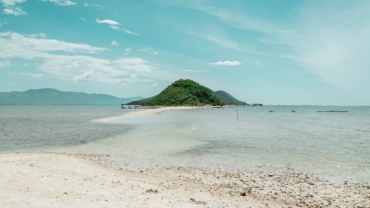 Planning Memorable Adventures with Ease
